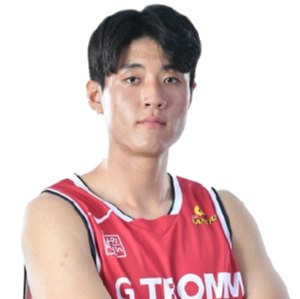 https://img.jinruian.cn/img/basketball/player/a83e1ef3a04a658356029ab5414b082c.png